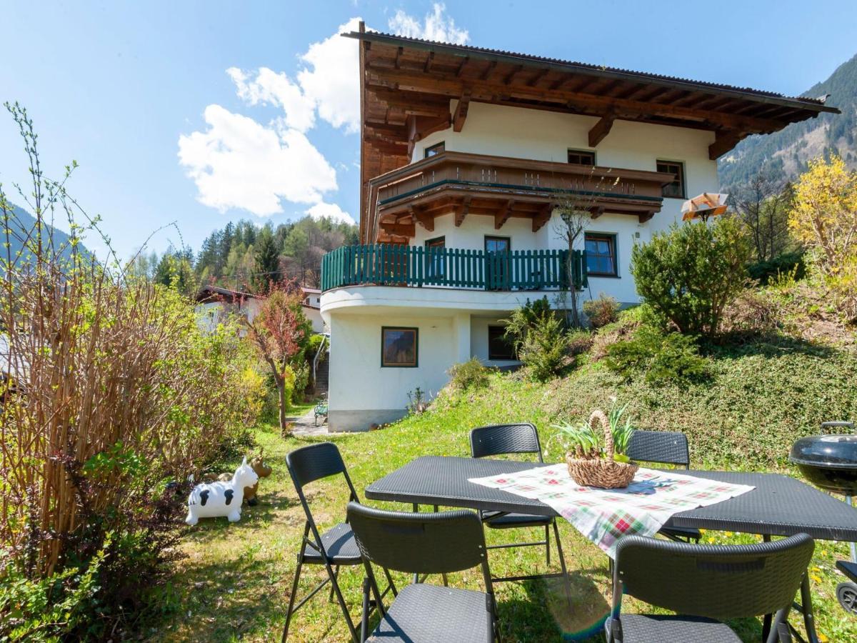 Apartment Between Mayrhofen And Finkenberg Exterior photo