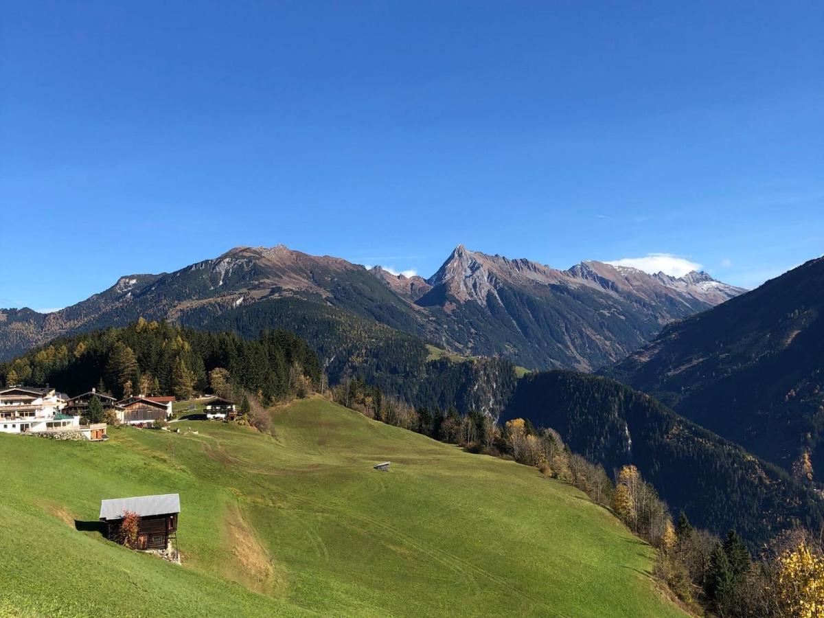 Apartment Between Mayrhofen And Finkenberg Exterior photo